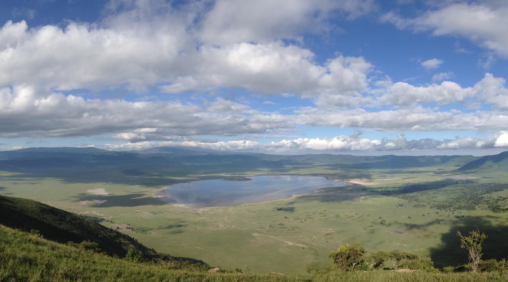 ngorongoro-crater-walk